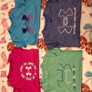 Under Armour Girls Short Sleeve Shirts
